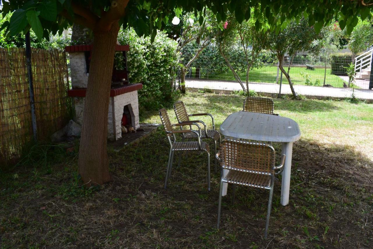 Dimar1 Seaside Apartment Paralia Dionisiou Extérieur photo